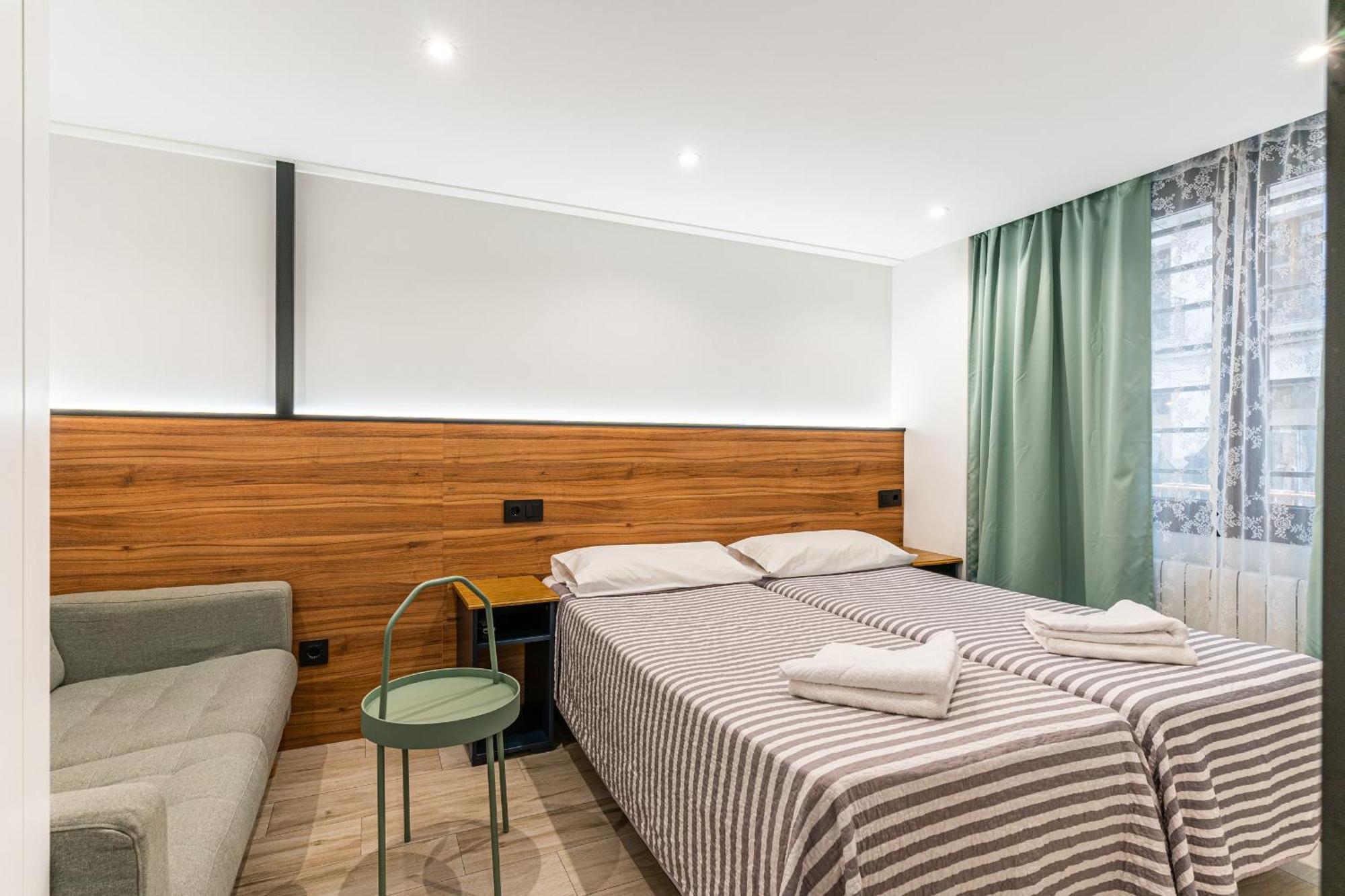 Cc Atocha Apartments Madrid Luaran gambar