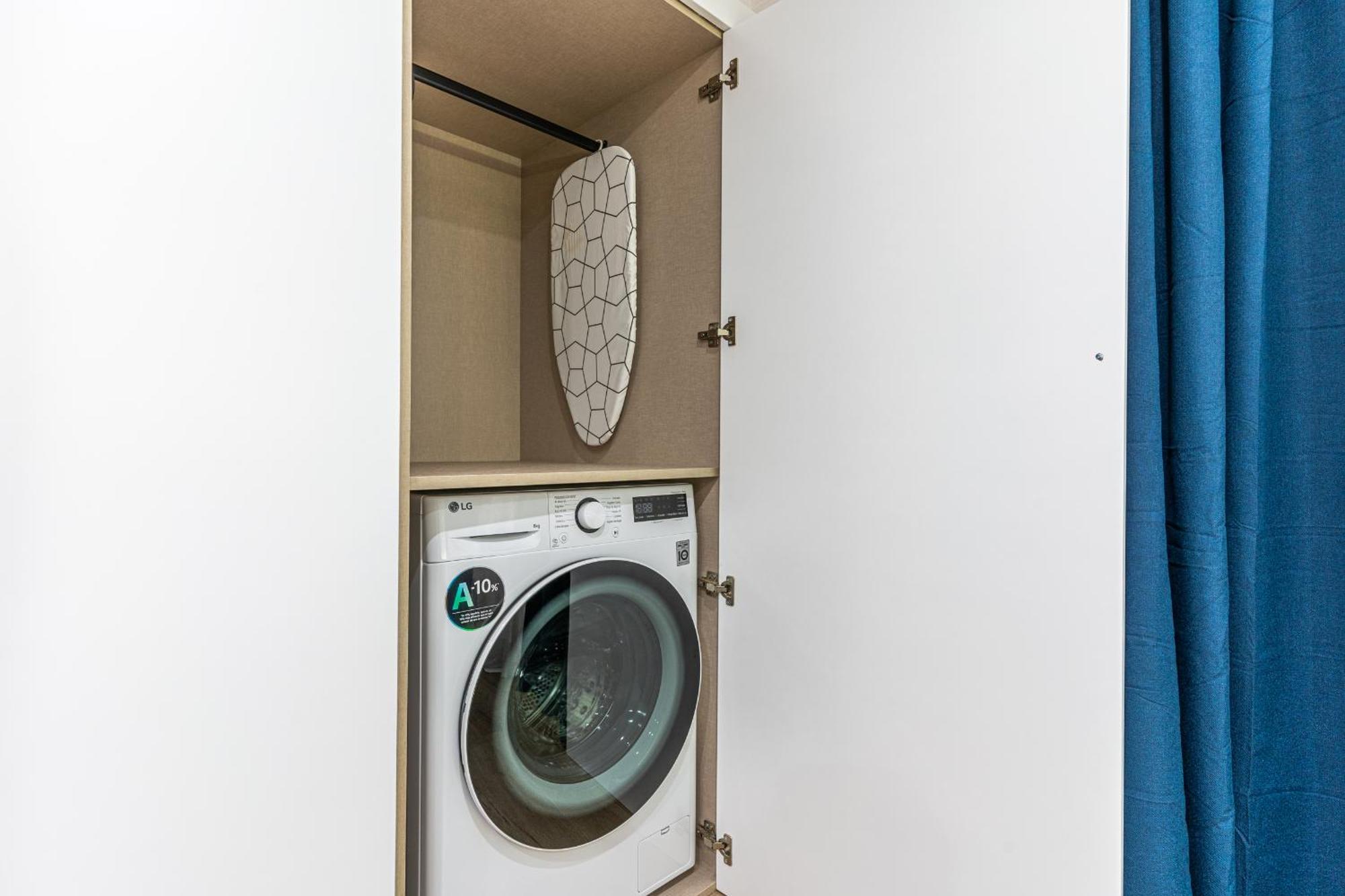 Cc Atocha Apartments Madrid Luaran gambar