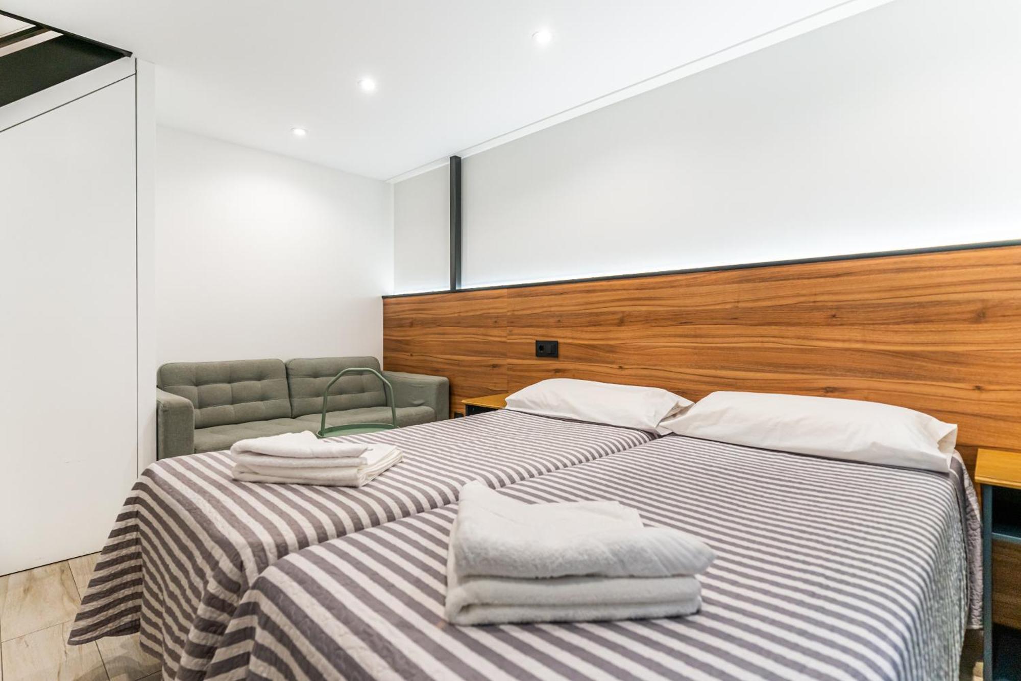 Cc Atocha Apartments Madrid Luaran gambar