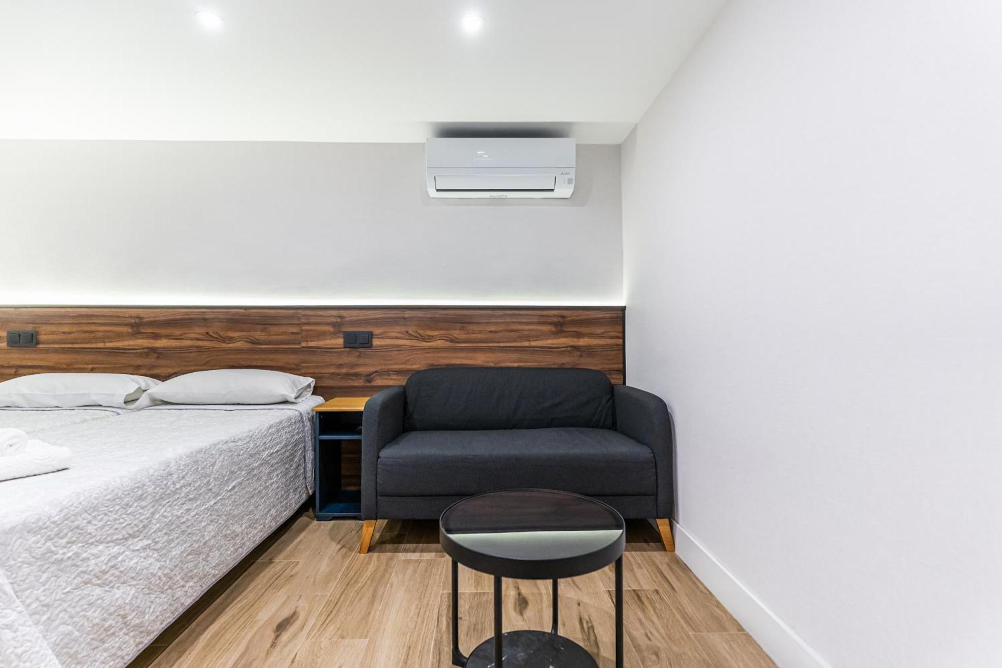 Cc Atocha Apartments Madrid Luaran gambar