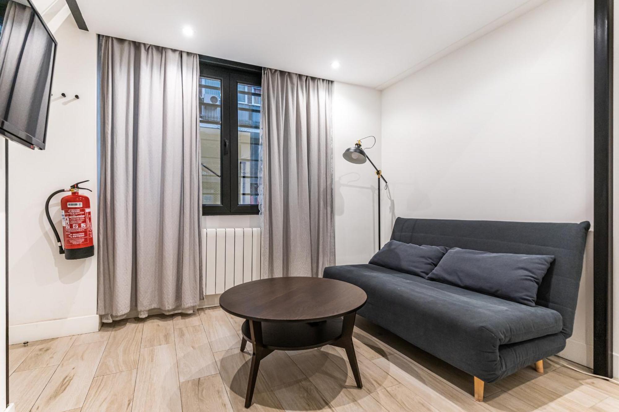 Cc Atocha Apartments Madrid Luaran gambar